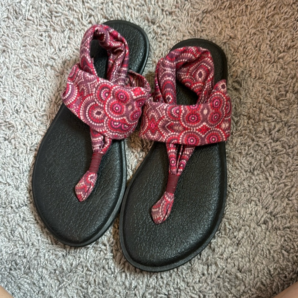 Sanuk sandals